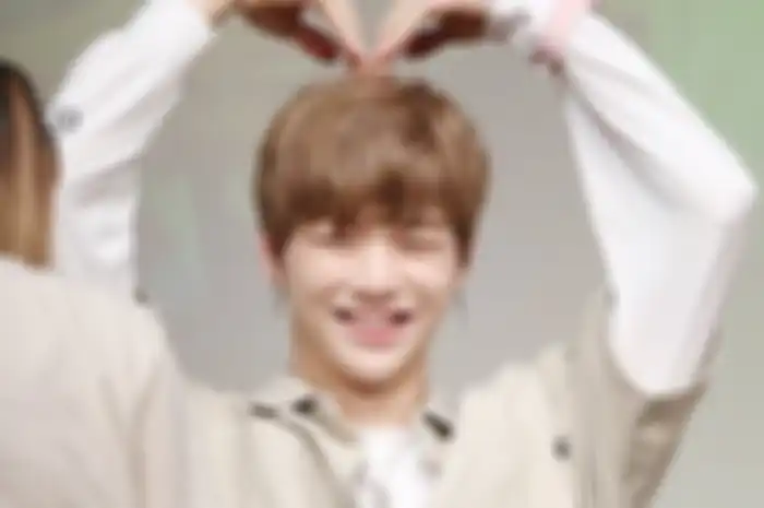Tampan, berbakat, dan punya attitude yang oke bikin Kang Daniel digilai banyak fans.
