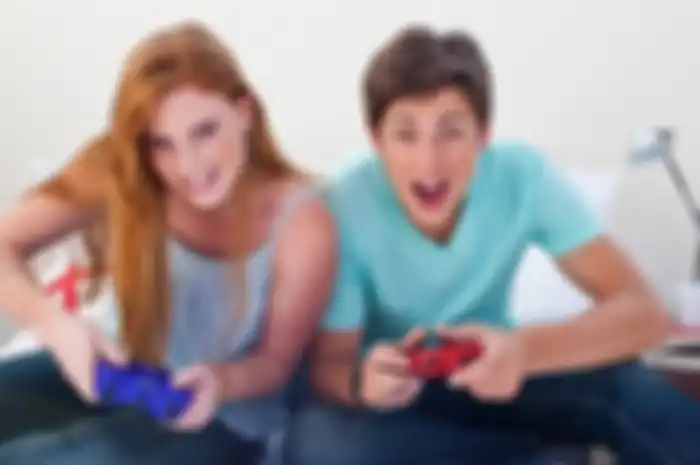 Pacar Kecanduan Main Game?