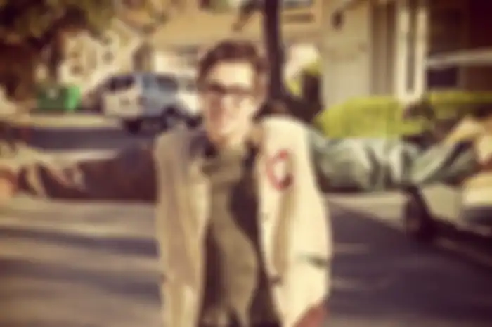 Geeky Look Ala Seleb