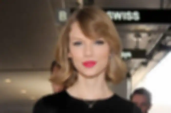 Taylor Swift: Potongan Rambut Pendek!