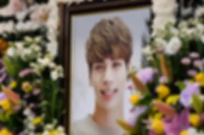 Foto Jonghyun di funeral hall, tempat upacara pemakaman berlangsung