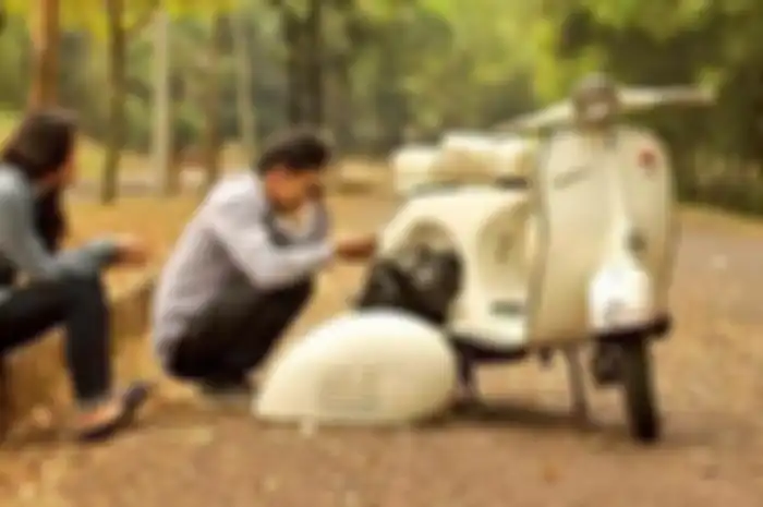 Ilustrasi Vespa mogok