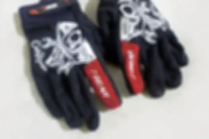 Sarung tangan 7 Gears