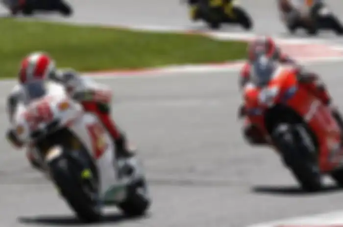 Mendiang Marco Simoncelli dan Nicky Hayden, foto: motorsport.com