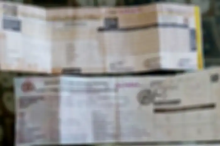 Foto ilustrasi STNK. Urus pajak kendaraan cuma butuh 3 menit di Samsat ini, pantas dikasih apresiasi sama Kemendagri.
