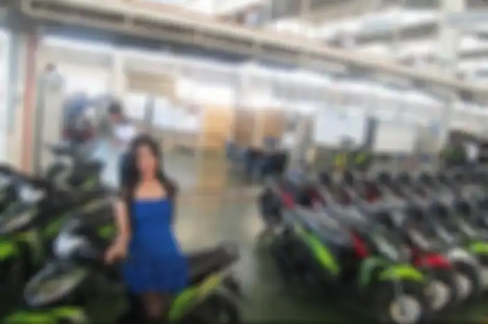 Deretan motor matik TVS Dazz.