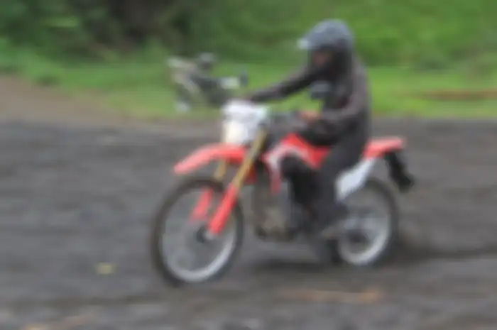 Mesin injeksi yang diusung CRF150L diklaim lebih tangguh dan minim perawatan