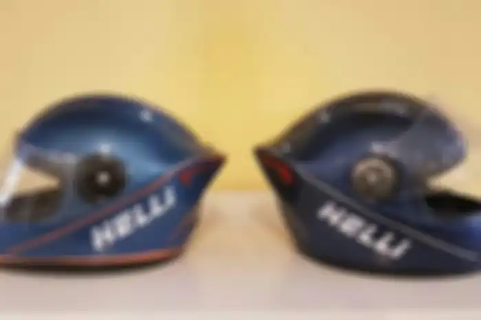 Helli si helm pintar dari Pakistan