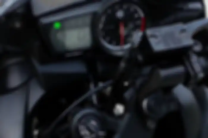 Ilustrasi electric starter Yamaha R15