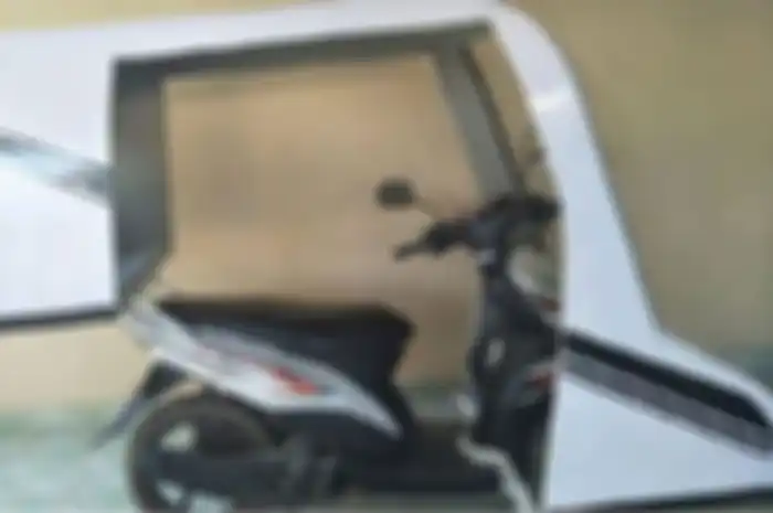Tobil si motor mobil.