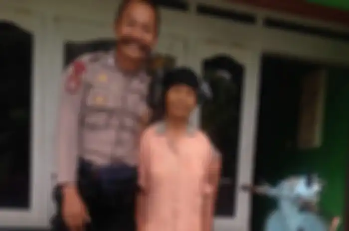 Mbah putri jual Lambreta kesayangannya untuk biaya umroh.