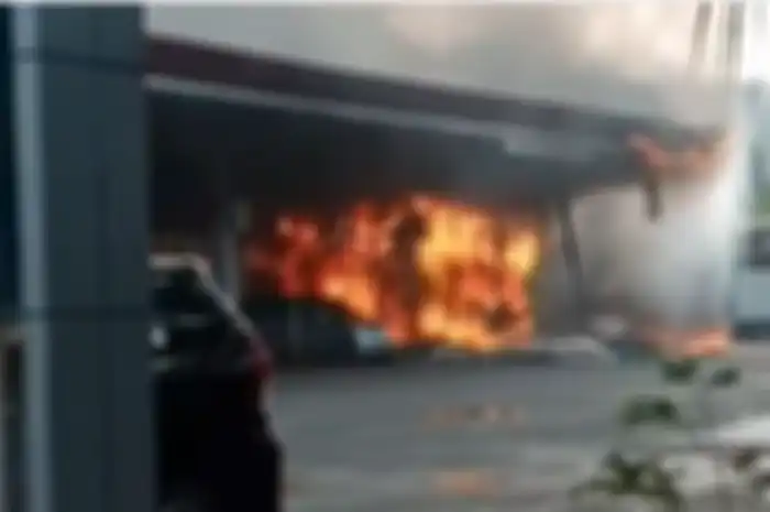 Kebakaran SPBU Brebek di Sidoarjo