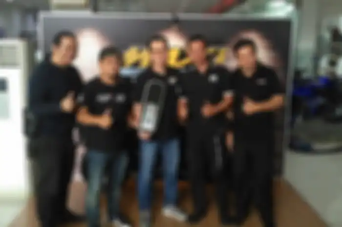 Yamaha resmi serahkan TMAX DX ke konsumen Indonesia