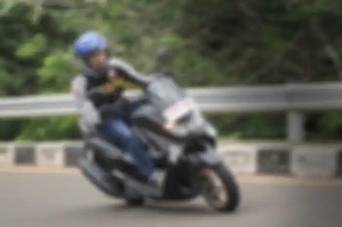 Test Ride Yamaha NMAX 2018
