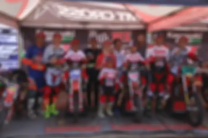 Kejurnas Power Track dan Motocross seri I diselenggarakan di sirkuit Motocross Tambakrejo, Sleman, J