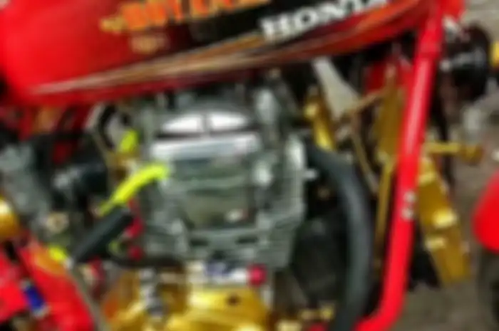 Modifikasi Honda CB basis mesin Tiger kombinasi blok seher Yamaha Scorpio dan Suzuki Satria F-150.