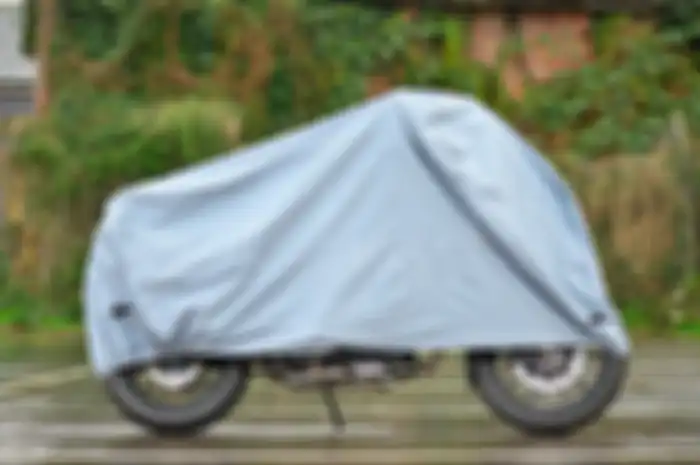 Ilustrasi motor yang ditinggal mudik