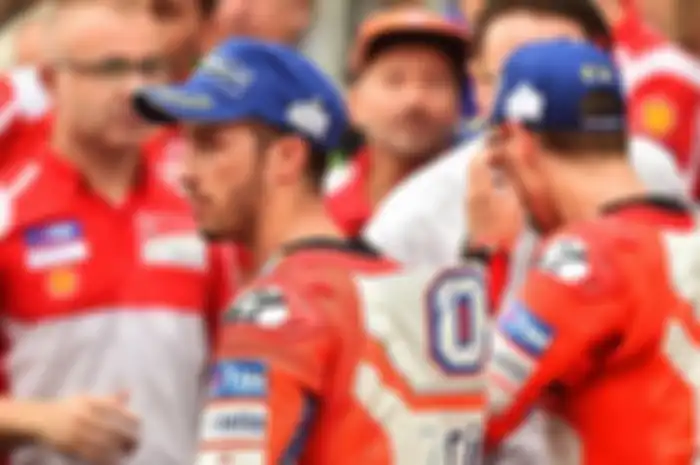 Andrea Dovizioso dan Jorge Lorenzo