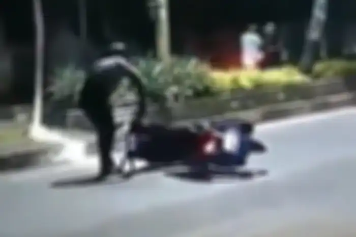 Pemotor kecelakaan dan motor mendadak liar.