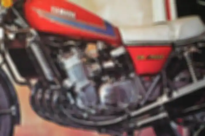 Yamaha GL750