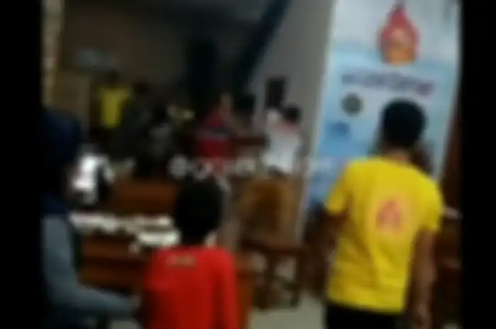 Pengeroyokan driver ojol oleh karyawan resto milik Ruben Onsu.