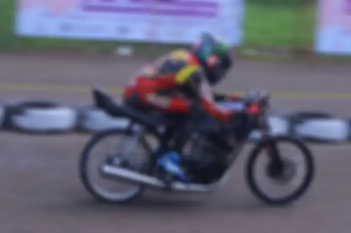 Event drag bike jelang perayaan ulang tahun Tangerang Selatan.