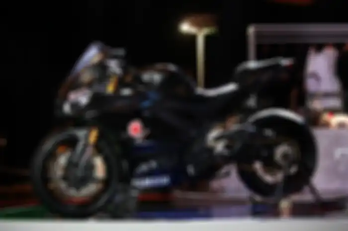 Modifikasi Yamaha R25 Kaki Moge Idemitsu IMOS 2018