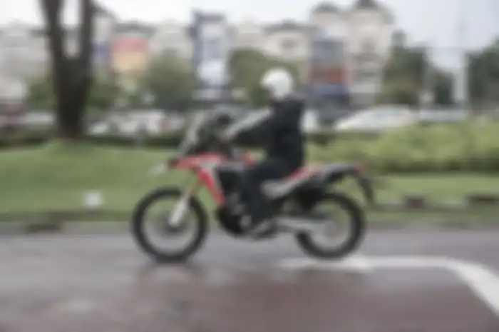 Honda CRF250 Rally, Ternyata di Sini Bedanya Sokbreker Upside Down Motor Trail dan Sport