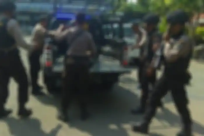 Motor pelaku terduga penyerang polisi di Lamongan diamankan, Selasa (20/11/2018). 