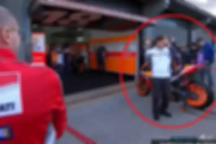 Dua kru Ducati diusir tim Honda saat memantau motor Marc Marquez.