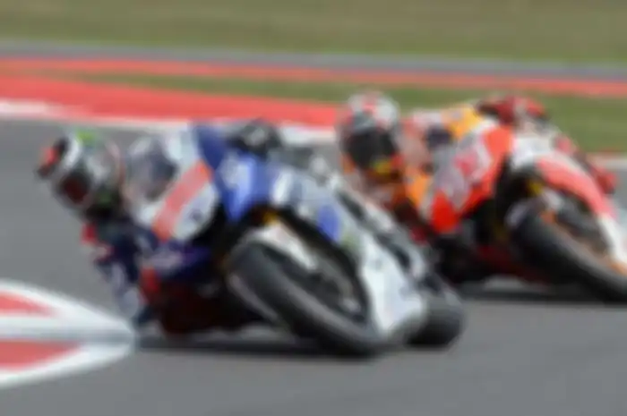 MotoGP seri ke-15 jadi sorotan turunnya pembalap wild card dari Asia Tenggara di sirkuit Sepang, Malaysia, Jumat-Minggu (11-13/10). M. Fadli gabung dengan tim JiR Moto2. Decha Kraisart (Thailand) ikut di Singha Eneos Yamaha Tech3.