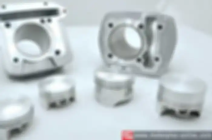 Lantaran lebih kuat dan tahan panas, tak jarang pengaplikasian piston jenis forging di pacuan balap malah bikin liner alias boring kalah duluan.