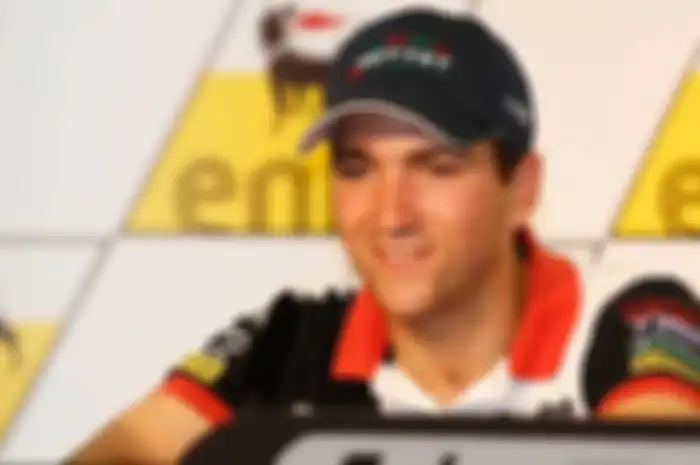 Tidak dilanjutkannya karir balap Doni Tata Pradita di tim Federal Oil Gresini Moto2 untuk musim kompetisi 2014 mendatang, memang cukup mengagetkan.
