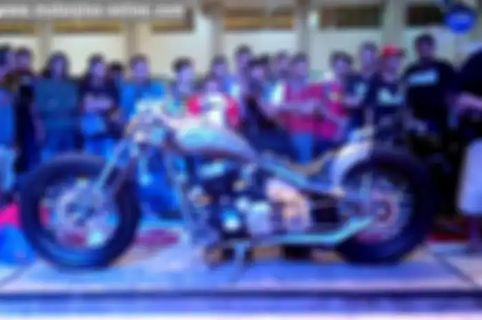 Akhirnya, Cleveland The Heist garapan Micko Custom asal Jogja jadi jawara Cleveland Custom Bike Build Kustomfest 2014. Ini hasil keputusan dari tiga juri yang mentukan pemenangnya Scott Colosimo dari Cleveland, Roland Sands, dan Lulut Wahyudi Direktu