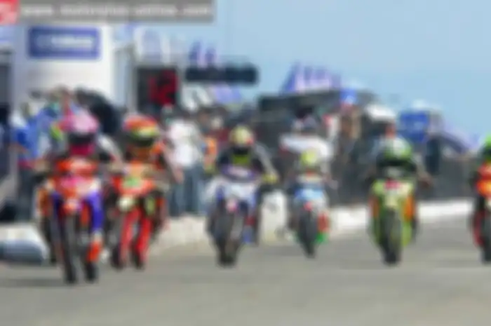 Sulawesi Tengah punya segudang tempat pariwisata yang eksotis. Namun, banyak orang yang tidak tahu soal ini. Salah satunya Pantai Donggala, Sulteng. Yamaha punya cara tersendiri untuk eksplorasi tempat ini. Salah satunya dengan menggelar balap bertaj