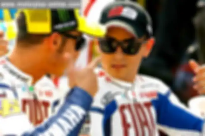 Valentino Rossi menyesal telah meninggalkan Yamaha tahun 2011 untuk pindah ke Ducati. Setelah kembali ke Yamaha saat ini, Rossi mulai berani curhat habis-habisan tentang keputusannya itu. Menurutnya, keputusan hengkang dari Yamaha lalu karena dirinya