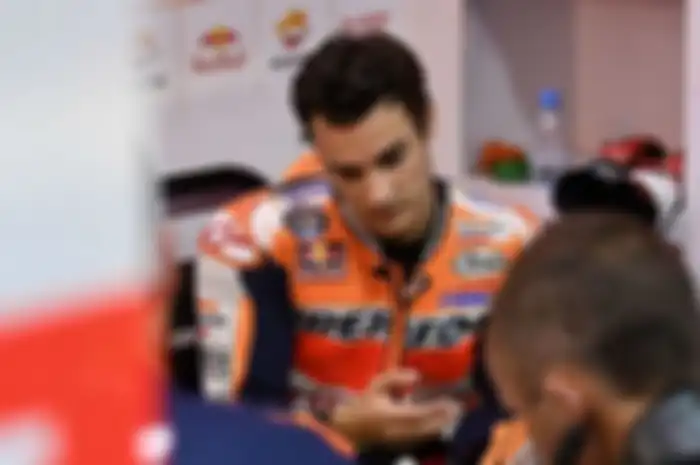Marc Marquez buka omongan kalau dia contek data telemetri Dani Pedrosa supaya catatan waktunya tajam di MotoGP Amerika musim ini.
