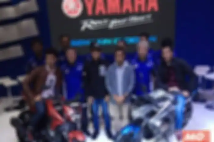 PT Yamaha Indonesia Motor Manufacturing (YIMM) launching Yamaha All New V-ixion dan All New V-ixion R di Indonesia International Motor Show (IIMS) 2017, hari ini (27/4).