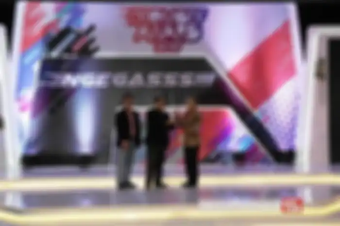 Astra Honda Motor melalui Honda CBR 250RR dinobatkan sebagai bike of the year di ajang Otomotif Award 2017