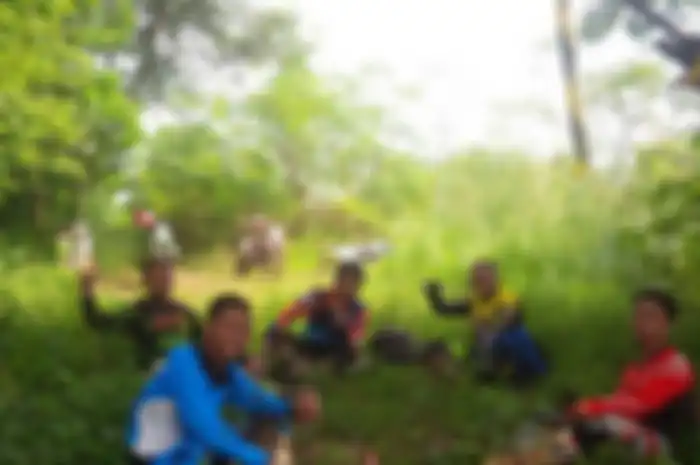Main adventure trail enggak bisa disamain dengan turing di jalan aspal. Untuk yang pemula, ada 4 poin penting yang harus tahu. 