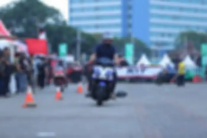Yuk ke IIMS 2017. Brother dan sister bisa tes motor baru di ajang Parade Test Ride