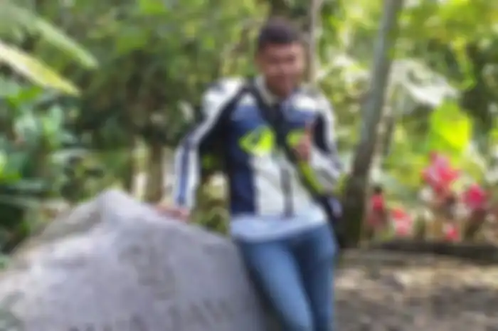 Almarhum Handy bukan doyan ngegas motor kecepatan tinggi, tapi juga serius dalam kuliah