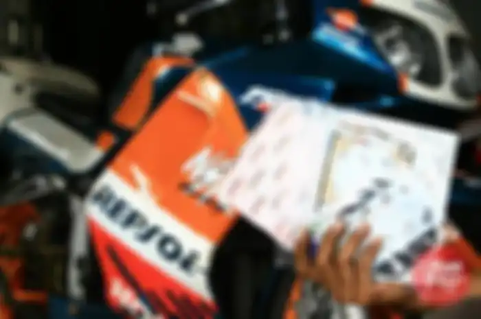 Pecinta Honda NSR 150 ada cara mudah untuk mengganti komponen yang mudah dan murah,. Ini lho 