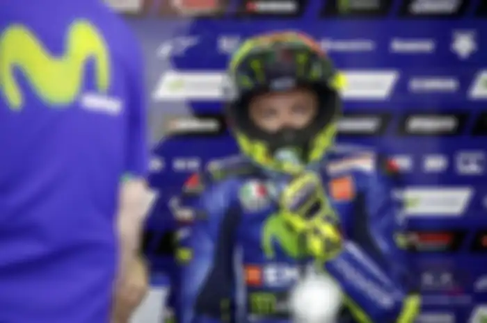 Strategi Valentino Rossi di babak latihan resmi pertama menarik dilihat. Ada yang sudah disiapkan sebelum besok ke sesi kualifikasi. 