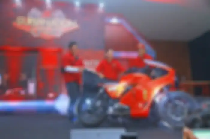 Tahun ini Suryanation Motorland mengusung tema ‘Collaboration Brings Perfection’. Mengajak semua lini pengisi scene kustom kultur, untuk saling bekerjasama agar menghasilkan karya lebih sempurna.


