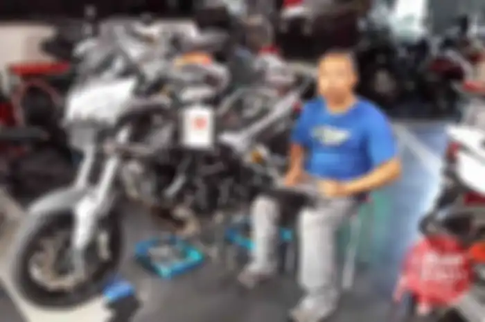 Urusan ngebetulin Ducati tipe apa pun, pria beranak satu ini cukup dikenal komunitas penunggang Ducati