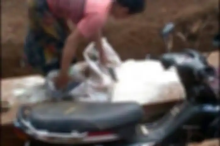 Dikubur mayat dan motornya