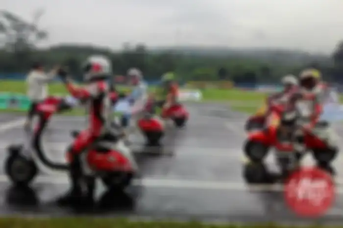 Spesialis Knalpot Harian dan Balap Vespa 2-Tak  