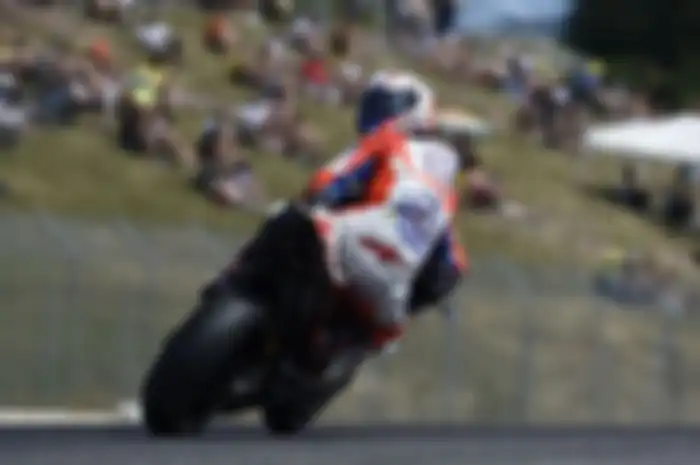 Ducati GP17 yang dipakai Andrea Dovizioso pun yang menggila dengan kecepatan di trek lurus jalur finisih menyamai top speed Lorenzo di lap kedua. 