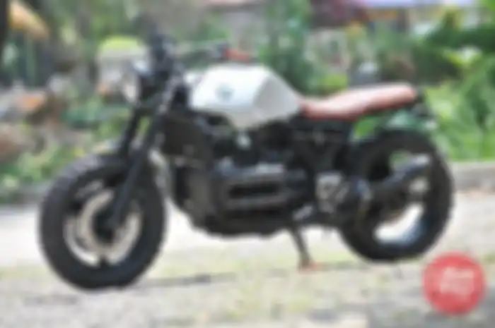BMW K1100 LT Full Fairing Jadi Tracker